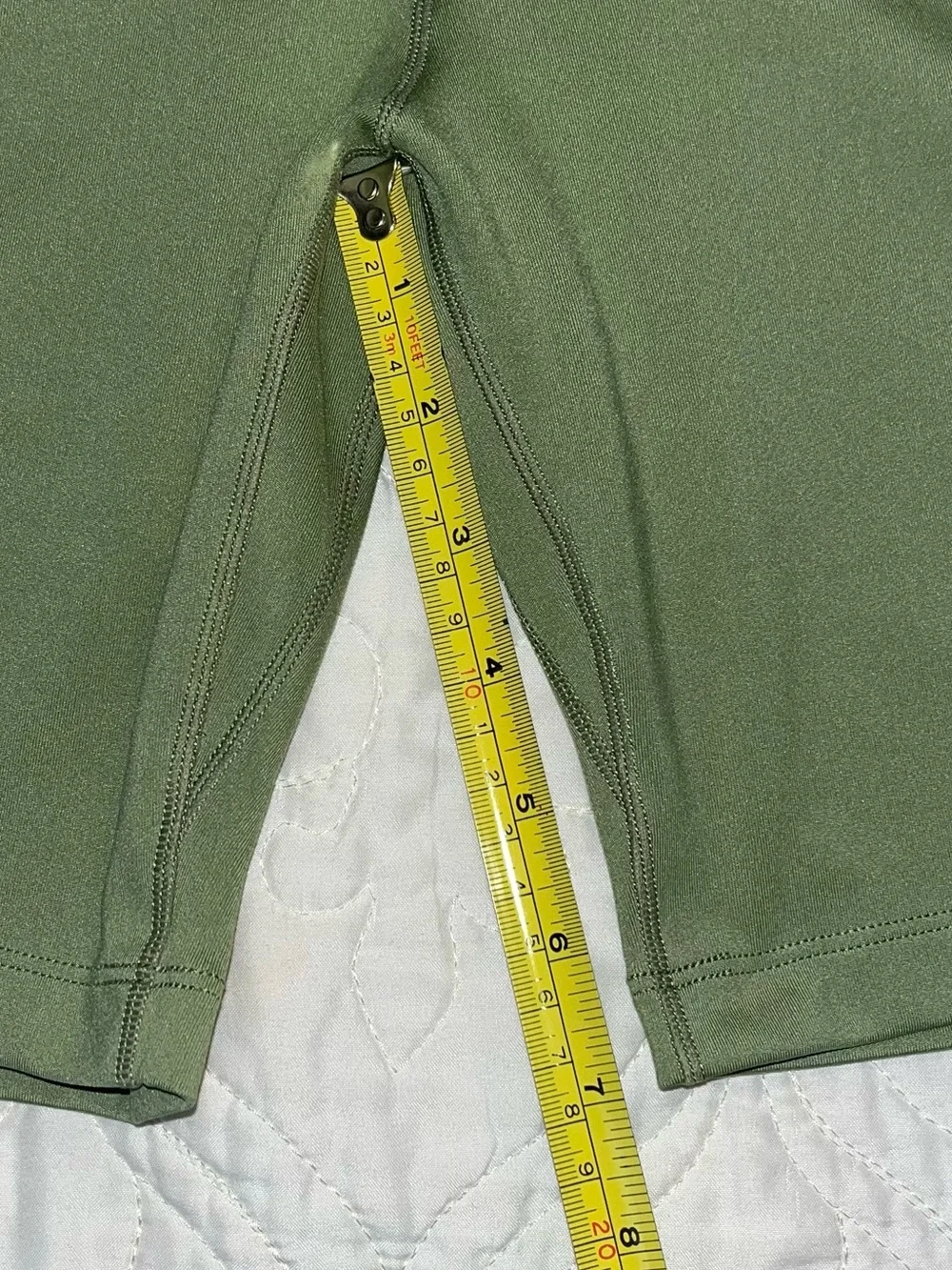 NWOT Nike Women's Olive Performance Bike Shorts with Hip Swoosh